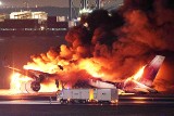 Horror na lotnisku w Tokio. Cud, że uratowano wszystkich pasażerów Airbusa
