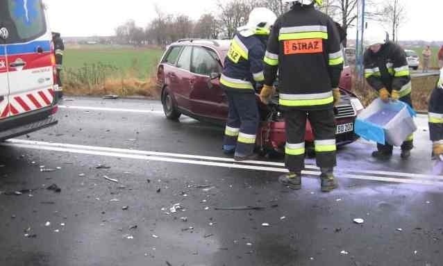 W wypadku w Ligocie Zameckiej zostały ranne cztery osoby.