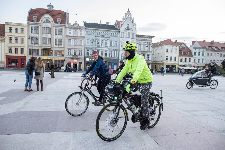 W piątek (30.09) rowerzyści z Bydgoskiej Masy Krytycznej...