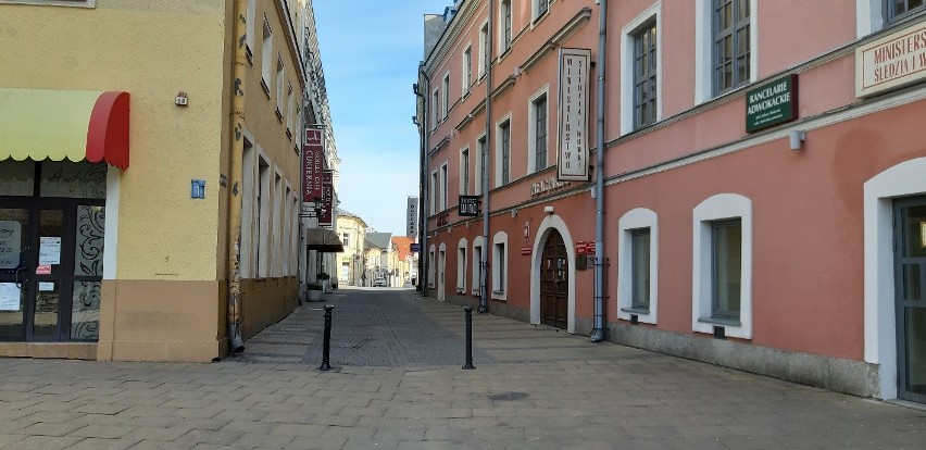 Lublin opustoszał. Mieszkańcy wzięli sobie do serca apele by zostać w domu. Zobacz zdjęcia