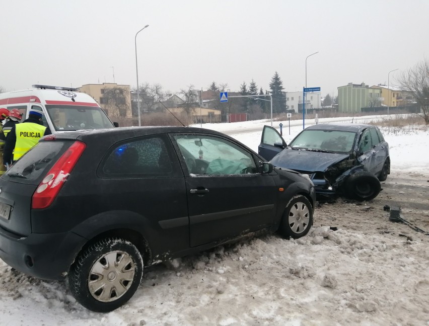 Na ul. Orląt Lwowskich w Oświęcimiu doszło rano do wypadku z...