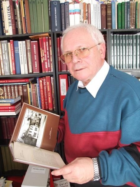 Andrzej Zygmunt Rola-Stężycki napisał już dwie książki promujące Grójeckie.