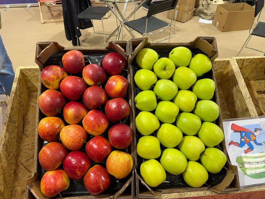Grójeckie jabłka promowane są targach Anuga Asia 2022 w Bangkoku, stolicy Tajlandii. Zobacz zdjęcia