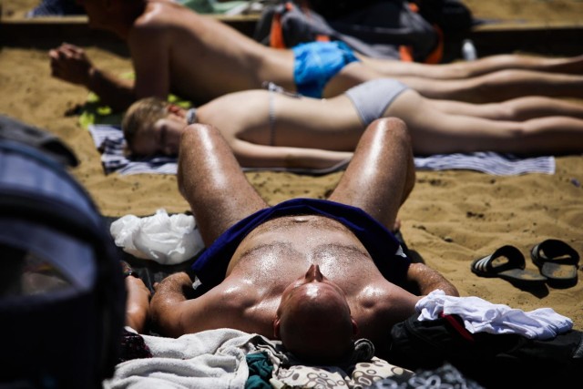 15.06.2019 krakow, zalew bagry, plazowanie, upal, plaza, nz  fot. andrzej banas / polska press