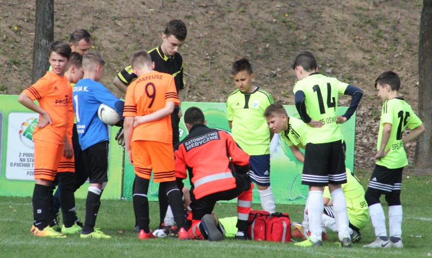 Z Podwórka Na Stadion O Puchar Tymbarku. W finale w Warszawie powalczą chłopcy z SP 5 Oświęcim