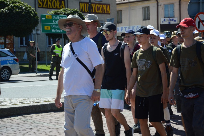 Kadrówka w Miechowie. Medale dla tych, którzy nie bali się pomagać [ZDJĘCIA, WIDEO]