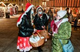 Bydgoszcz. Kilkaset warzyworków uszytych przez uczestników Warsztatu Terapii Zajęciowej trafiło do mieszkańców