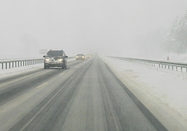 Trudne warunki panują m.in. na autostradzie A4 w okolicy Tarnowa