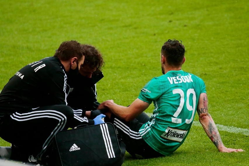 Marko Vesović doznał poważnej kontuzji. Do gry wróci dopiero...