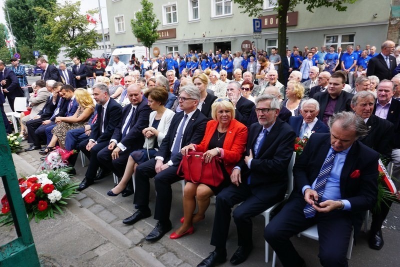 Rozbrzmiała syrena z poznańskich zakładów im. Hipolita...