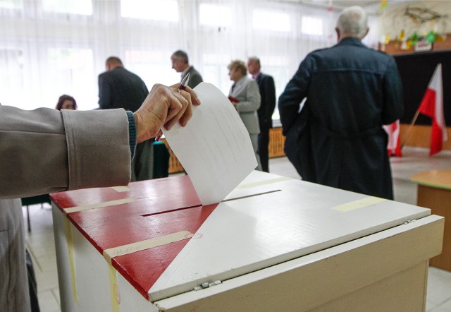 Wybory samorządowe odbędą się 21 października.