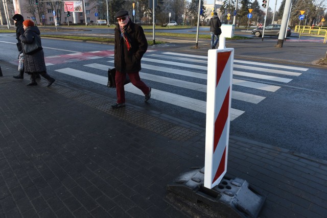 Po naszej interwencji pracownicy MZD zadziałali błyskawicznie - w piątek niebezpieczne miejsce zostało zabezpieczone