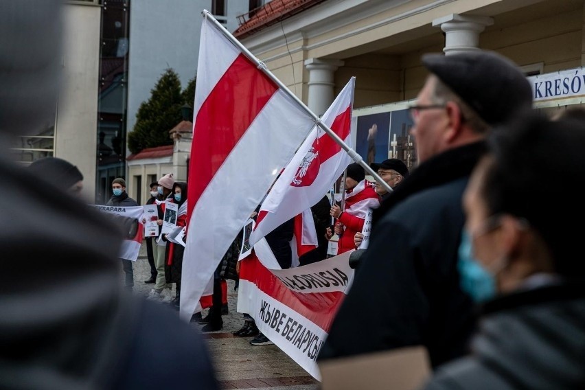 Białorusini wściekli na UE. Na migrantów są pieniądze, ale na więźniów politycznych reżimu i ich rodziny już nie