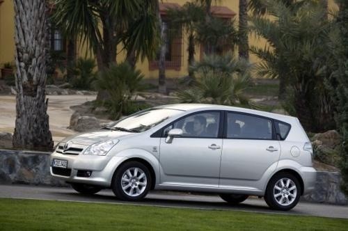 Fot. Toyota: Toyota dużą wagę przykłada do minivana Corolla...