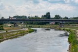 Mężczyzna spadł z Mostu Królowej Jadwigi w Poznaniu. Nie przeżył