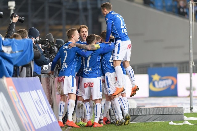 Lech Poznań - Legia Warszawa 2:0Przejdź do kolejnego zdjęcia --->