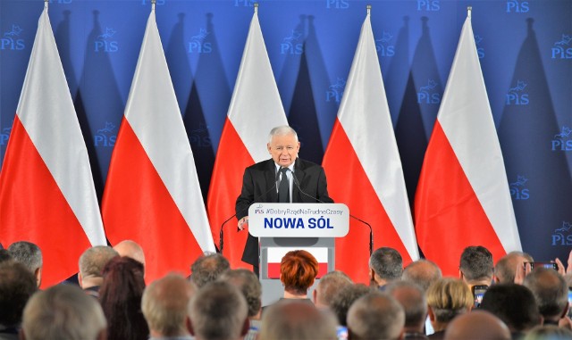 Jarosław Kaczyński w niedzielę, 4 grudnia, odbył spotkanie z zaproszonymi mieszkańcami i działaczami PiS spotkanie w Nowej Soli.