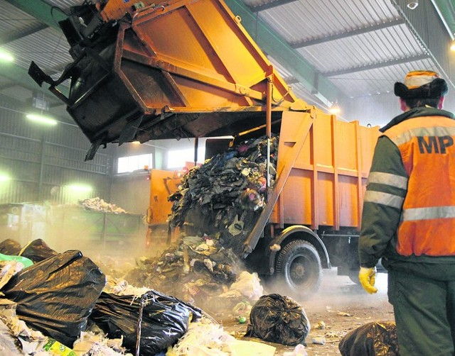 W sobotę zwiedzimy cały zakład przy ul. Kociewskiej i prześledzimy drogę, jaką pokonują trafiające tu odpady