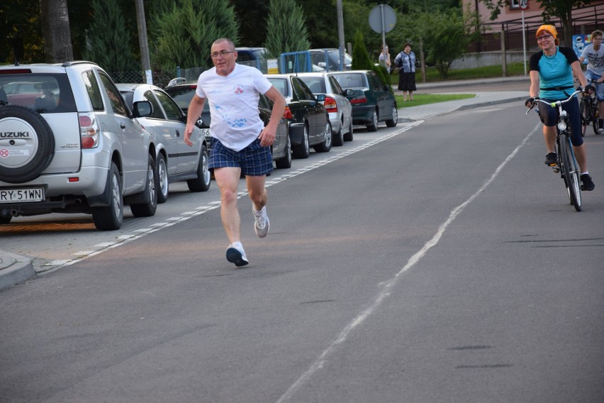 ylko dwóch biegaczy - Tomasz Wróblewski z Rożna Parcele (gm....