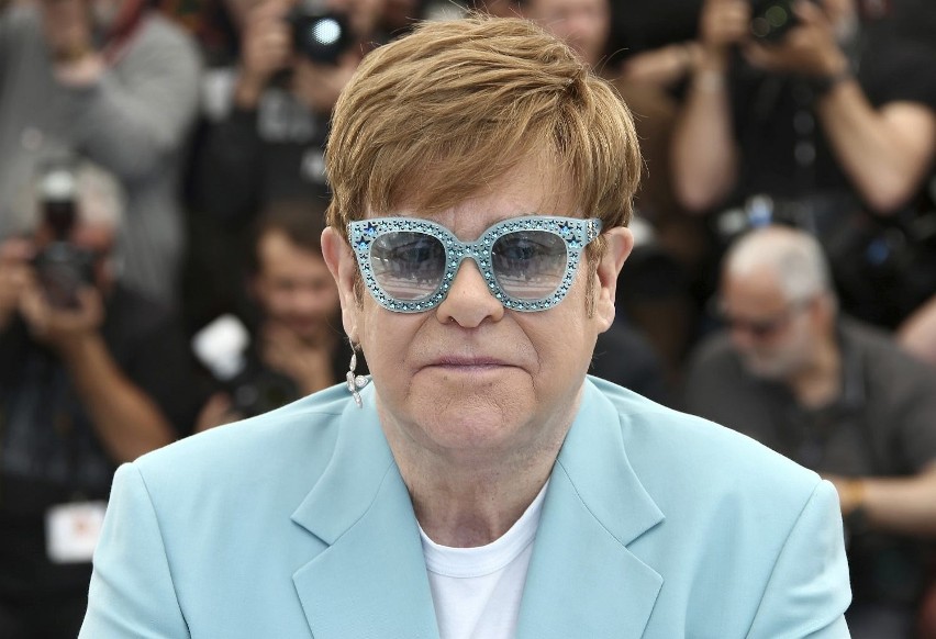 Elton John – 84 milionów dolarów