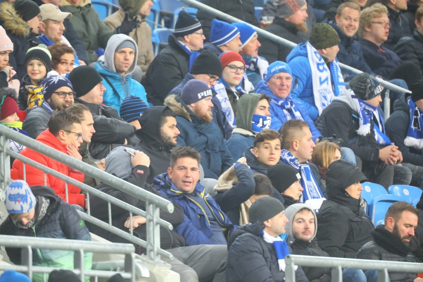 W piątek, 22 listopada Lech Poznań na własnym stadionie...