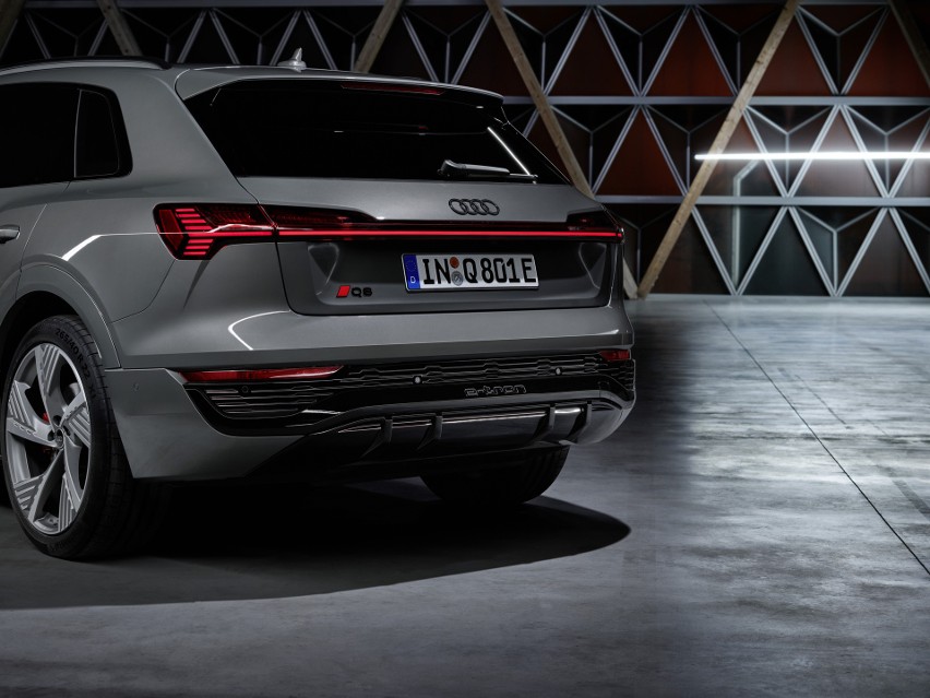 Nowe Audi Q8 e-tron. Nowa nazwa, większy zasięg i inne zmiany 