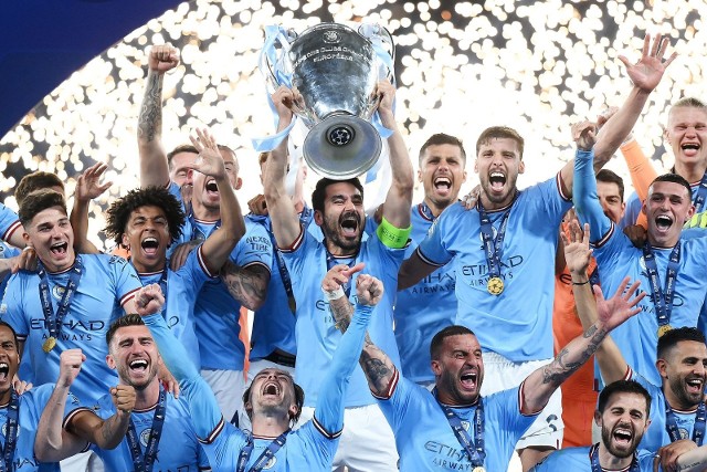Triumfatorzy Ligi Mistrzów, Premier League i FA Cup - piłkarze Manchesteru City w minionym sezonie przynieśli do klubowej kasy aż 341 mln euro