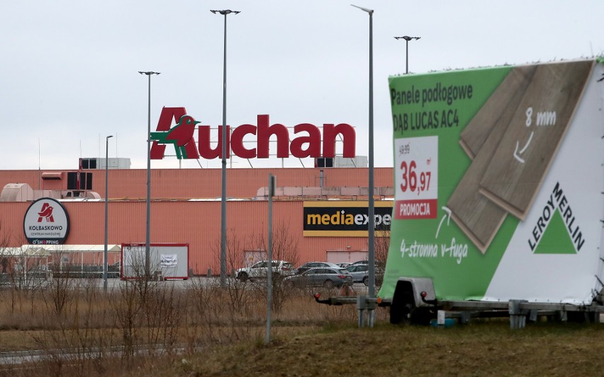 Leroy Merlin, Auchan, Decathlon... Te firmy nadal handlują z Rosją. Szczecinianom się to nie podoba                 