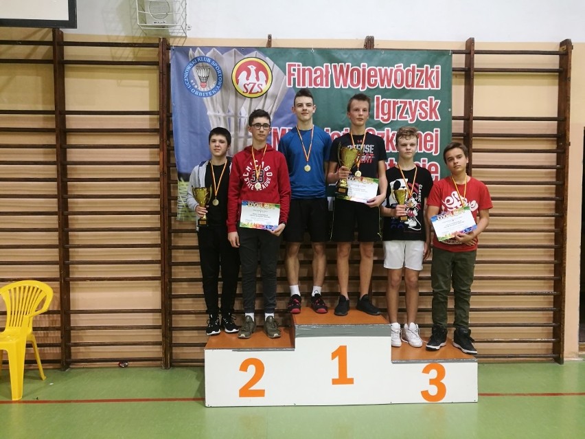 Kolejny dobry występ zawodników z Nowej Dęby w badmintonie