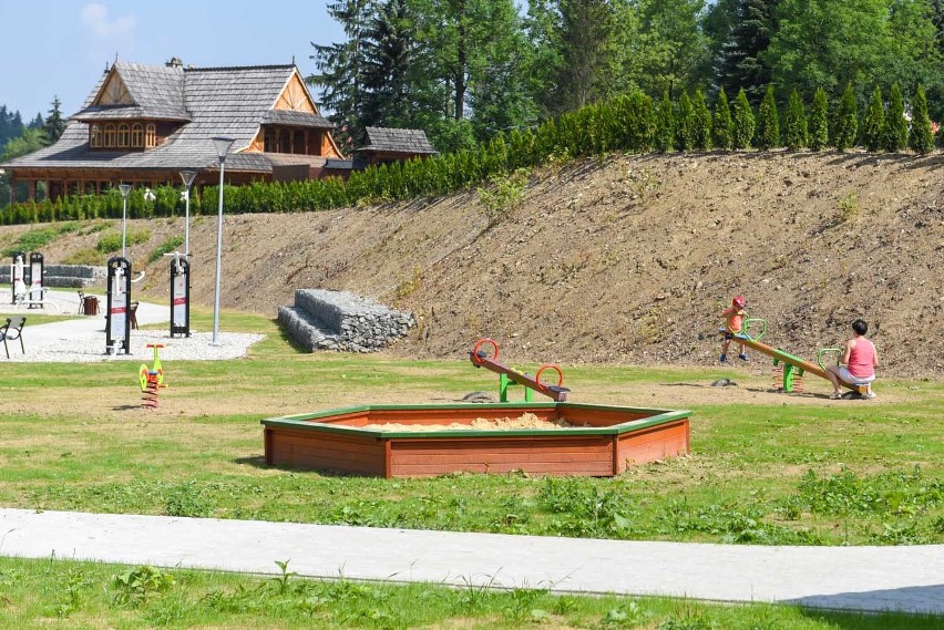 Strefa rekreacyjna - plaża - w Poroninie