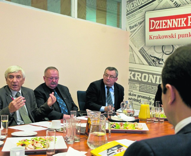 Od prawej: Andrzej Adamczyk, Marian Bryksy i Wiesław Czekierda