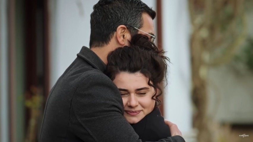 Kemal podaruje Narin cudowną niespodziankę i powie, że kocha...