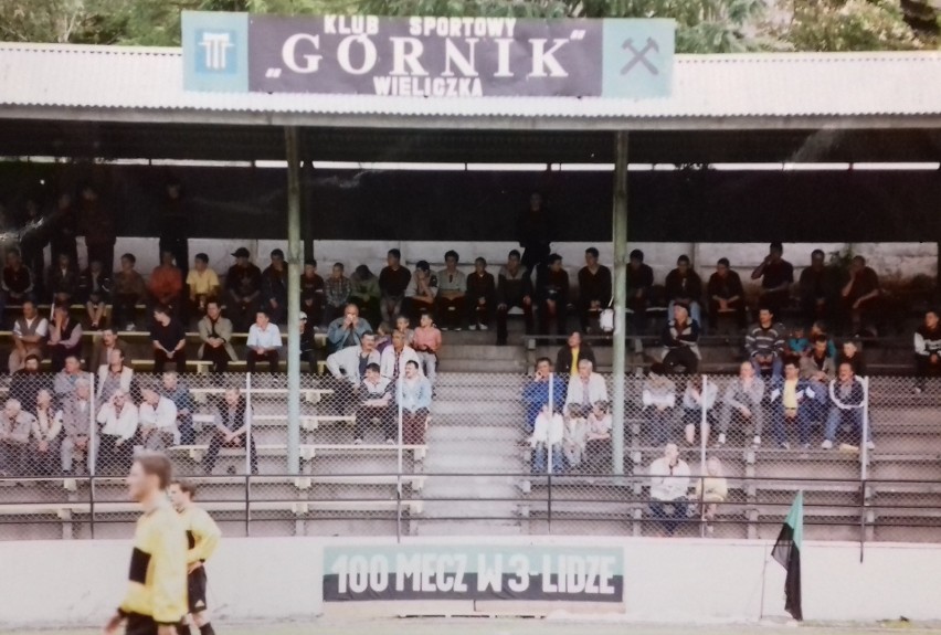 Trybuny stadionu Górnika, 2001
