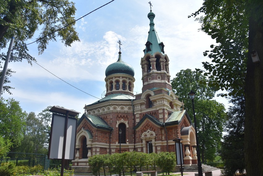 Parafia pod wezwaniem świętych Wery, Nadziei, Luby i matki...