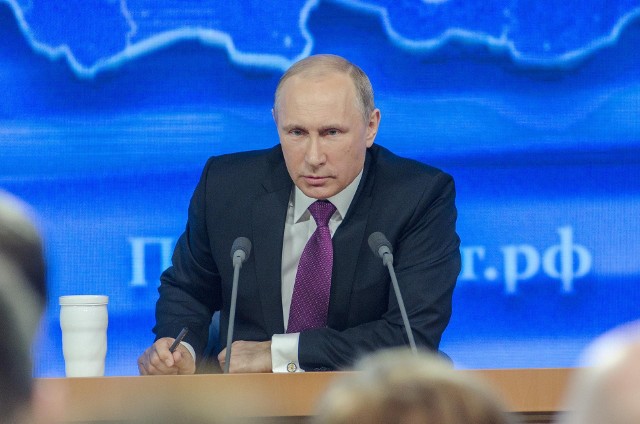 Putin straszy przykręceniem kurka z gazem Europie. Mówi, że Zachód dotkliwie to odczuje.