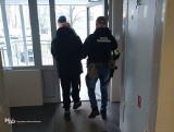 Rozbito zorganizowaną grupę przestępczą wyłudzająca VAT w obrocie polimerami i stalą. Siedem osób zatrzymanych