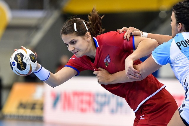 Sarka Marcikowa w reprezentacji Czech gra głównie w defensywie.