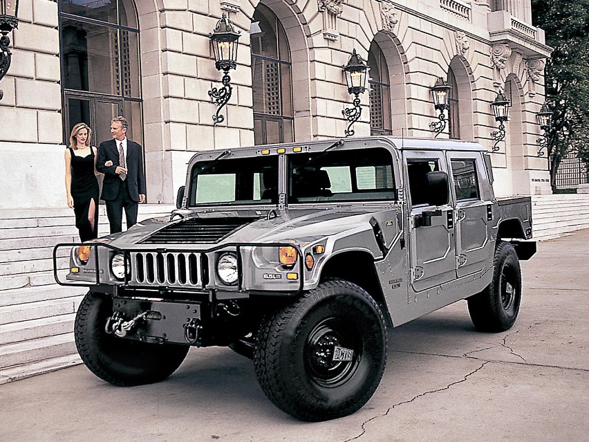 Hummer H1...