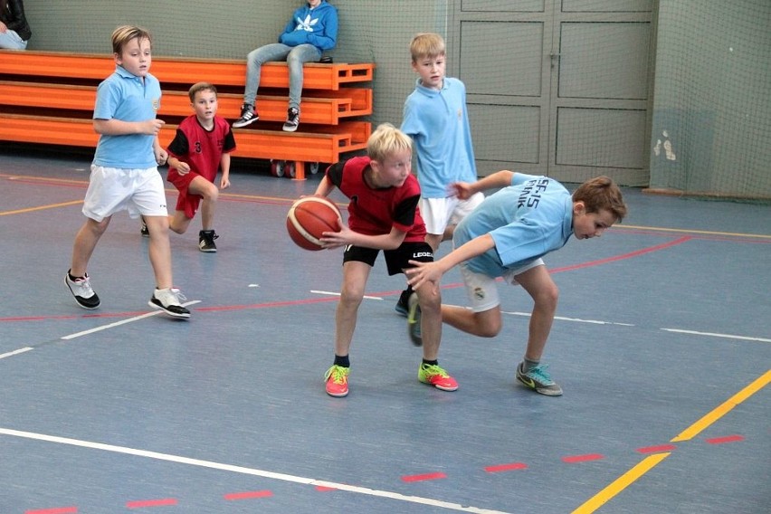 Mikołajkowy Turniej Koszykówki w Rybniku. Dzieci chcą być jak Kobe Bryant