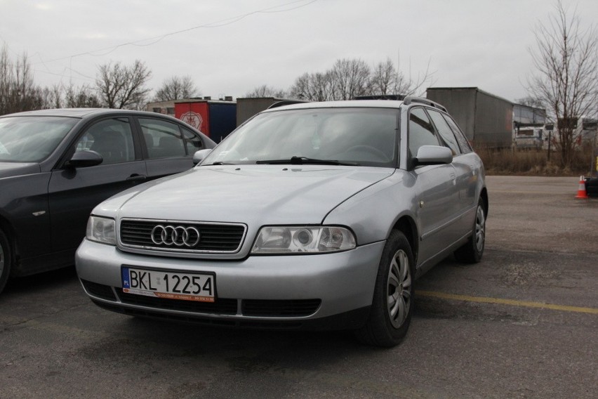 Audi A4, 1998 r., 1,9 TDI, klimatronic, podgrzewane fotele,...