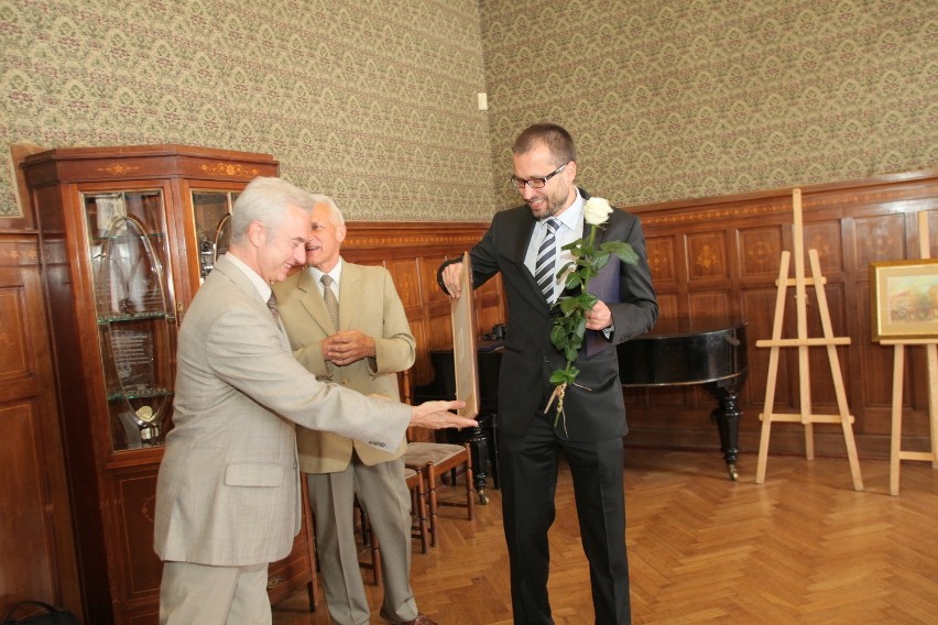 Młodzi naukowcy z Łódzkiego nagrodzeni przez Polską Akademię Nauk [ZDJĘCIA]