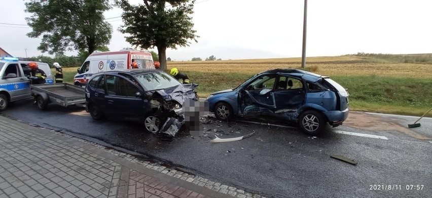 Groźny wypadek w Chrząstowie na DK22 11.08.2021 r. Kobietę zabrał śmigłowiec LPR