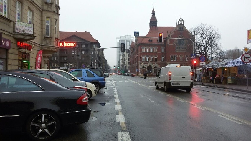 Ulica Mickiewicza w Katowicach znowu przejezdna