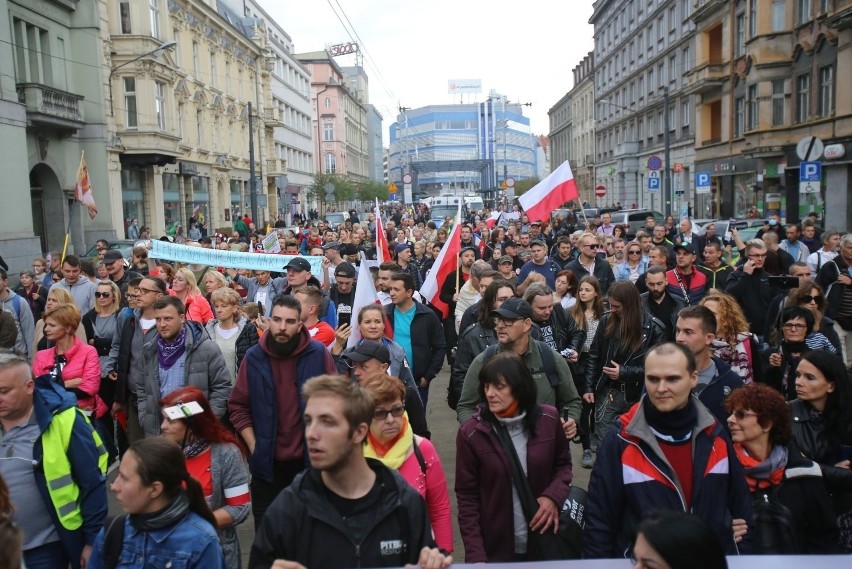 W proteście w Katowicach wzięło udział kilkaset osób, nikt...