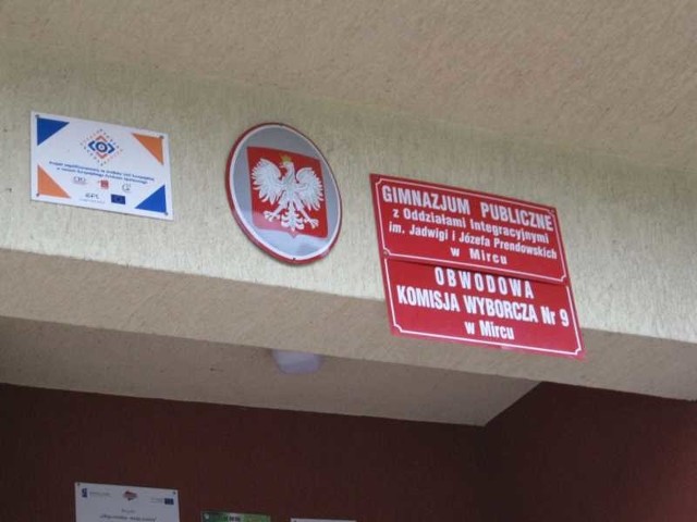Wyborcy będą głosować w budynku Gimnazjum Publicznego w Mircu.