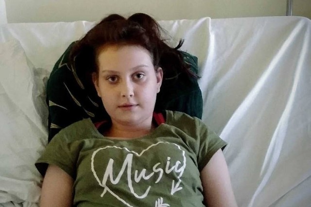 13-letni Marysia jest w trakcie intensywnej rekonwalescencji, co wiąże się z dużymi kosztami. Możesz pomóc na: https://zrzutka.pl/sp269u