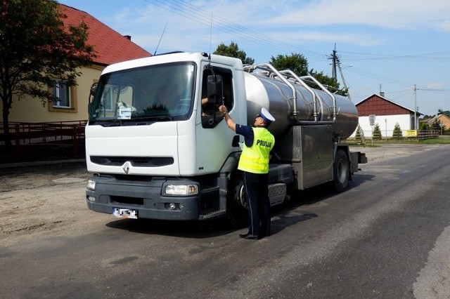 W ramach sobotniej akcji "Alkohol i narkotyki&#8221; włoszczowscy policjanci skontrolowali blisko 470 kierujących