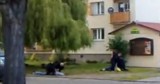 Akcja policji w Świnoujściu. Funkcjonariusze zatrzymali dwóch pijanych mężczyzn [wideo]
