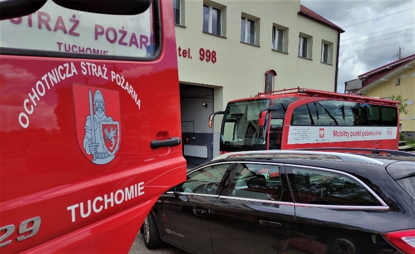Zdjęcia z akcji oddawania krwi w Tuchomiu w czerwcu 2022 r.