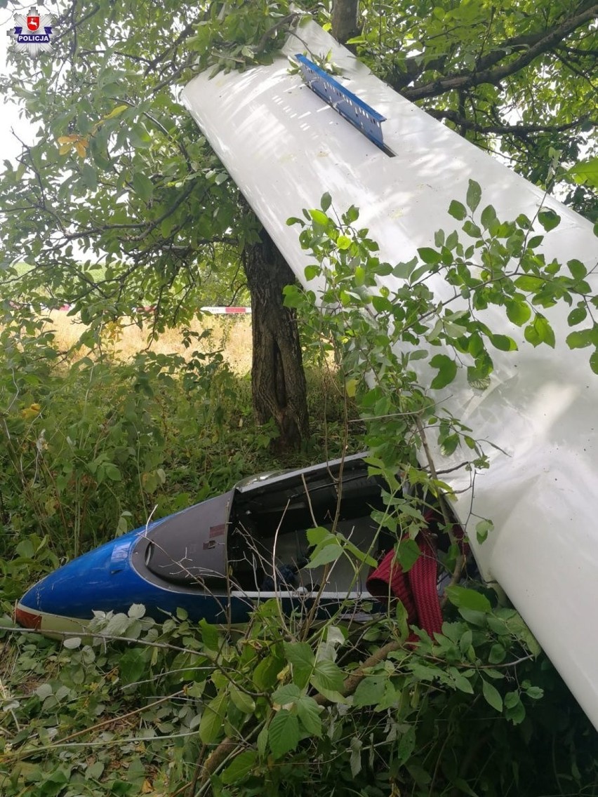 Wypadek z udziałem szybowców na granicy gmin Wojciechów i Bełżyce. Kobieta trafiła do szpitala